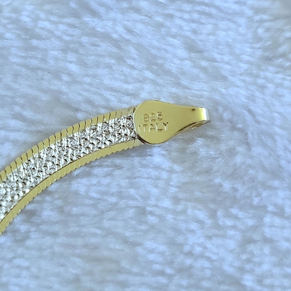 Mia Fiore Two✌️ Tone Herringbone Bracelet - NWT - Picture 10 of 16